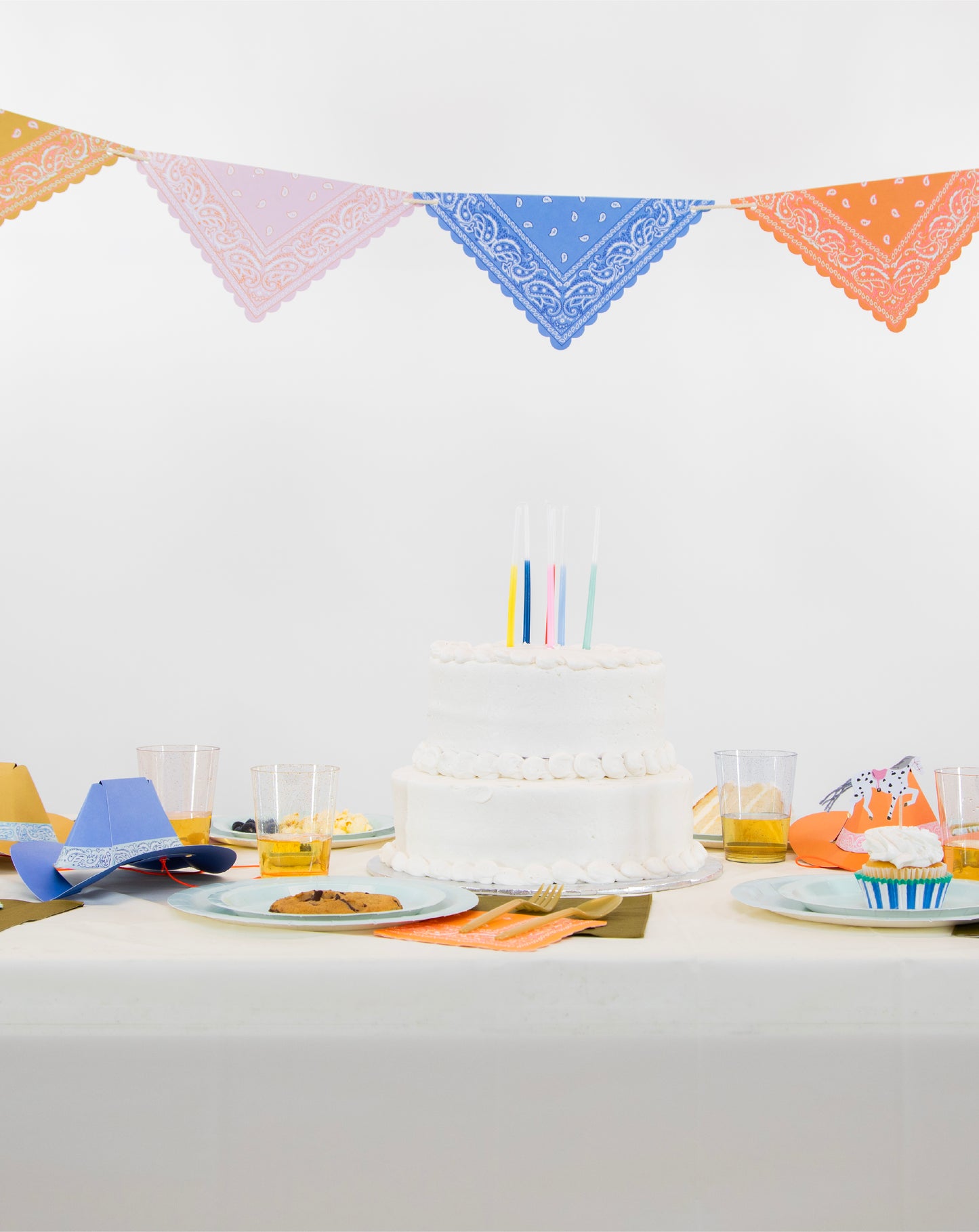 Western Wishes Petite Party Pack – FettiFilled Cowboy Birthday Party Supplies for 8 Guests